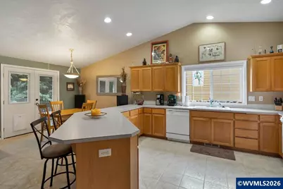 4233 Heavens Av S, Salem, OR 97302 - Photo 8