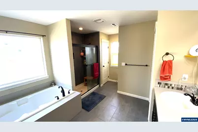 435 SE Belgian St, Sublimity, OR 97385 - Photo 4