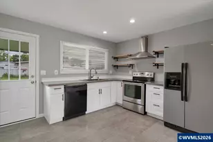 455 Marino Dr N, Keizer, OR 97303 - Photo 14