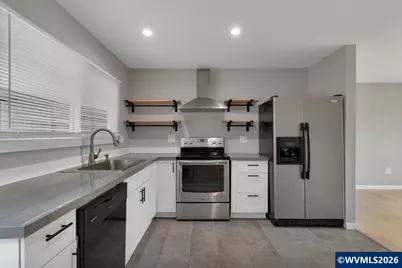 455 Marino Dr N, Keizer, OR 97303 - Photo 14