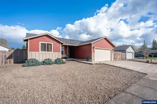 1944 37th Circle, Sweet Home, OR 97386 - Photo 32