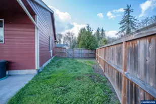 1944 37th Circle, Sweet Home, OR 97386 - Photo 30