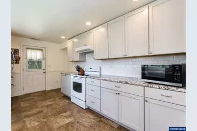 3249 64th Pl NE, Salem, OR 97305 - Photo 14