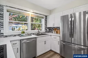 8685 SW Wilson Ln, Wilsonville, OR 97070 - Photo 16