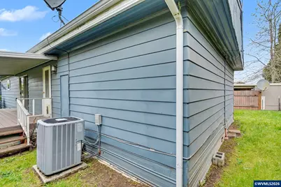 1418 Pine (#A) St NE, Silverton, OR 97381 - Photo 34