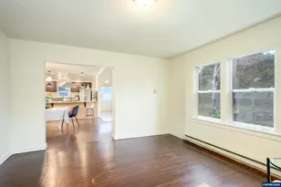 119 NE Kingwood Dr, McMinnville, OR 97128 - Photo 16