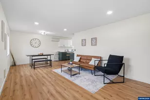 308 S 24th Av, Philomath, OR 97370 - Photo 4