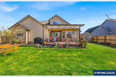 921 Hermanson St, Woodburn, OR 97071 - Photo 36