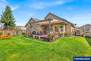 921 Hermanson St, Woodburn, OR 97071 - Photo 38