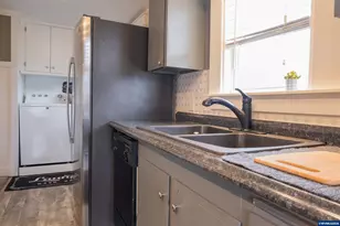 4348 Essex St SE, Salem, OR 97317 - Photo 8