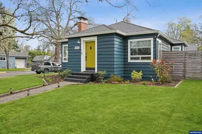 410 23rd St SE, Salem, OR 97301 - Photo 2
