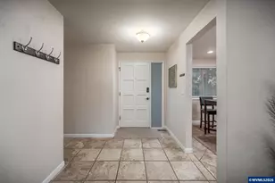 2005 Bloom Ln NW, Albany, OR 97321 - Photo 4