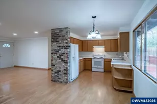 4735 Satter Dr NE, Salem, OR 97305 - Photo 10