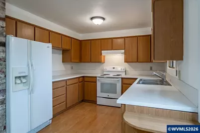 4735 Satter Dr NE, Salem, OR 97305 - Photo 12