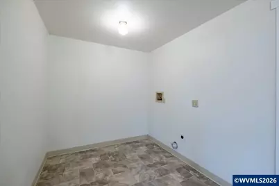 4735 Satter Dr NE, Salem, OR 97305 - Photo 18