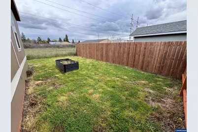 1220 Monmouth St #14, Independence, OR 97351 - Photo 32