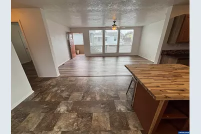 1220 Monmouth St #14, Independence, OR 97351 - Photo 8