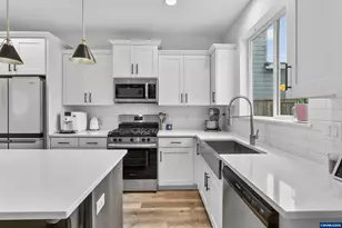 5003 NW Lavender Cir, Corvallis, OR 97330 - Photo 10