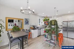 214 Averill St, Brownsville, OR 97327 - Photo 4