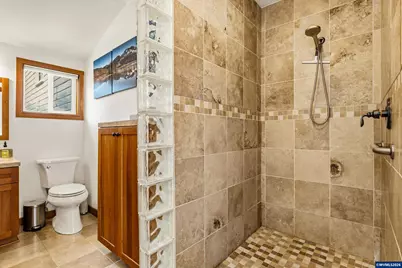 340 NW 7th St, Corvallis, OR 97330 - Photo 38