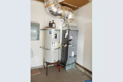 1975 Breakwood Cir SE, Albany, OR 97322 - Photo 48