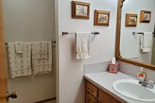 1975 Breakwood Cir SE, Albany, OR 97322 - Photo 24