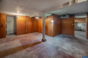 995 Capitol St NE, Salem, OR 97301 - Photo 40