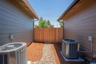 4527 Live Oak St, Sweet Home, OR 97386 - Photo 28