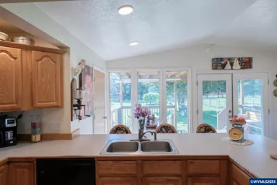 7881 Terrance Ln SE, Aumsville, OR 97325 - Photo 10