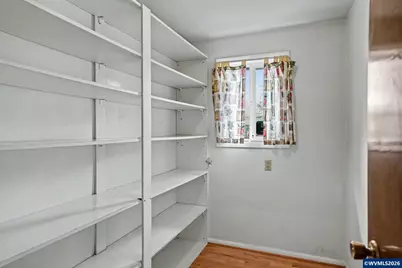 555 Sacre Ln N, Monmouth, OR 97361 - Photo 38