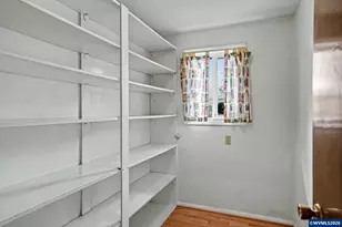 555 Sacre Ln N, Monmouth, OR 97361 - Photo 38