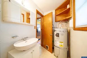 850 Empire St NW, Salem, OR 97304 - Photo 18