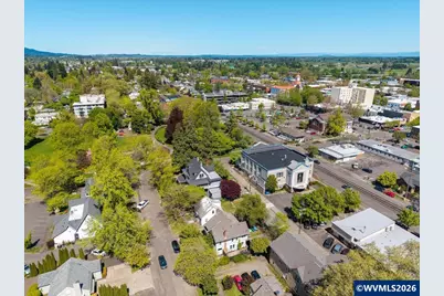 227 SW 7th St, Corvallis, OR 97333 - Photo 30