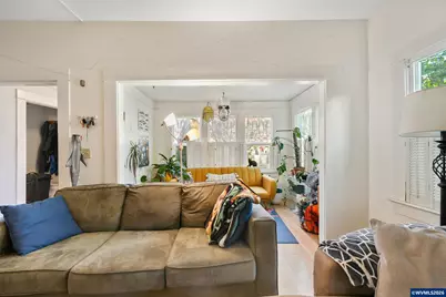 227 SW 7th St, Corvallis, OR 97333 - Photo 6