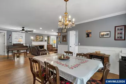 1113 Cottage St NE, Salem, OR 97301 - Photo 14