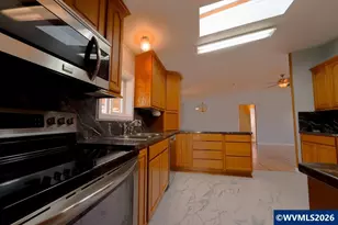 205 Boone Rd SE, Salem, OR 97306 - Photo 14