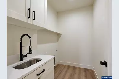 1281 Brown St, Woodburn, OR 97071 - Photo 32