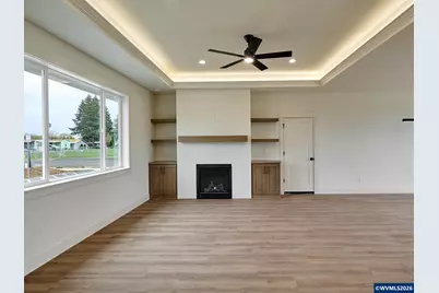 1281 Brown St, Woodburn, OR 97071 - Photo 6