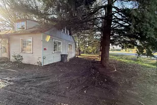 30626 Santiam Hwy, Lebanon, OR 97355 - Photo 2