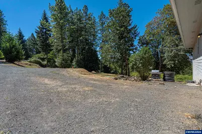 30626 W View Dr, Lebanon, OR 97355 - Photo 28