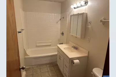 1375 Franklin (-1377) St NW, Salem, OR 97304 - Photo 8