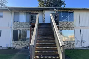 1920 Jefferson St SE, Albany, OR 97321 - Photo 2