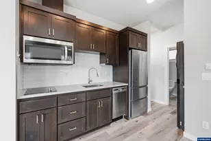 2042 Village Center Dr SE, Salem, OR 97302 - Photo 14