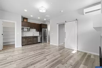 2042 Village Center Dr SE, Salem, OR 97302 - Photo 12