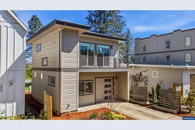 2042 Village Center Dr SE, Salem, OR 97302 - Photo 24