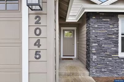 2045 SE Academy St, Dallas, OR 97338 - Photo 2