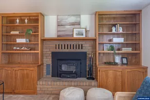 38565 Robinson Dr, Scio, OR 97374 - Photo 16
