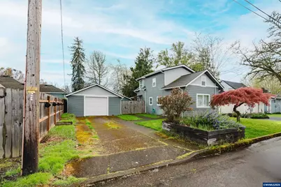 1620 16th Av SW, Albany, OR 97321 - Photo 2