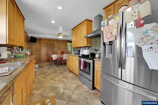 26257 Old Holley Rd, Sweet Home, OR 97386 - Photo 32