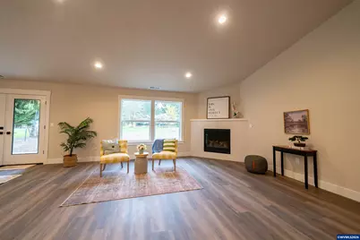 950 6th St, Lyons, OR 97358 - Photo 2